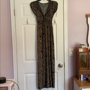 Patterned Maxi Dress by Lapogee